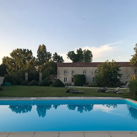 Pistoulet Holiday בית נופש *