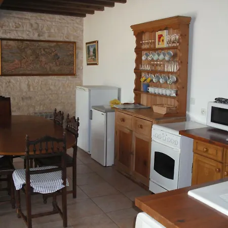 בית נופש Pistoulet Holiday Doeuil-sur-le-Mignon