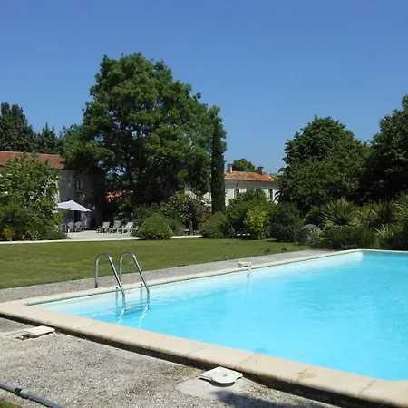 בית נופש Pistoulet Holiday Doeuil-sur-le-Mignon